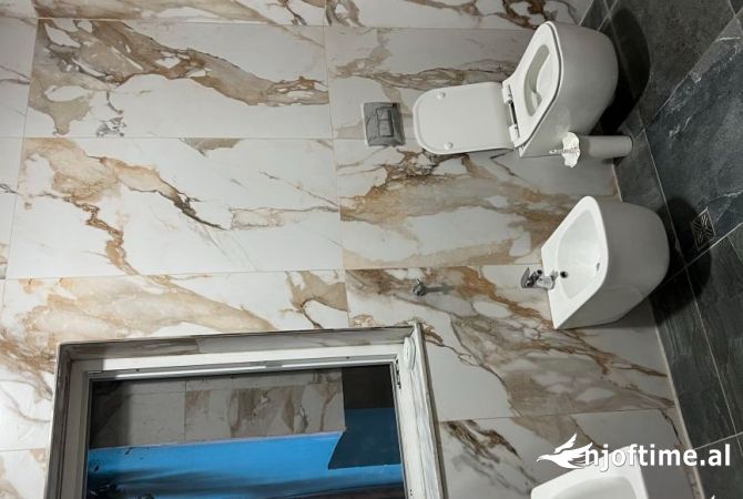 Shtepi me qera Apartament ne Tirane, 2+1, Mobilimi E mobiluar, Pagesa 500  Euro.