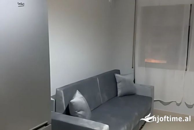 Shtepi me qera 2+1 ne Tirane - 700 Euro