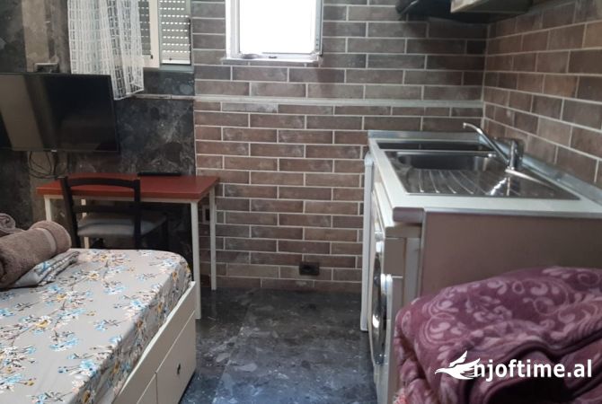 Shtepi me qera Garsoniere ne Tirane - 390 Euro