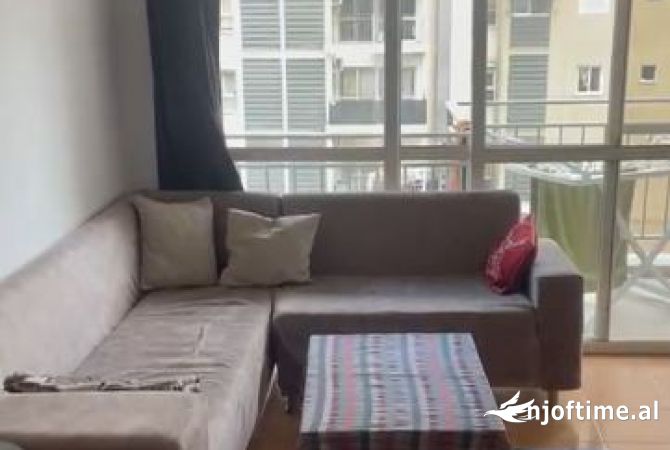 Shtepi me qera 1+1 ne Tirane - 430 Euro