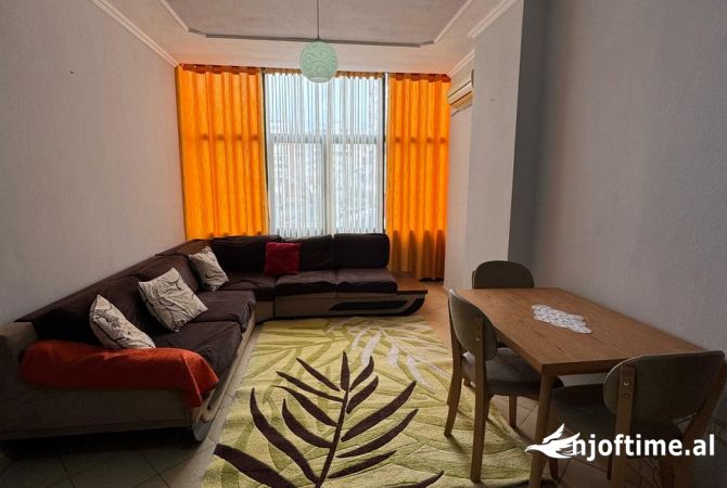 Shtepi me qera 1+1 ne Tirane - 430 Euro