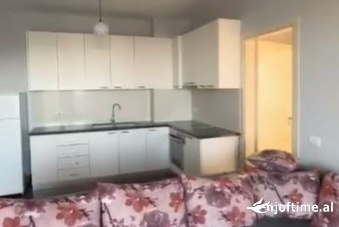 Shtepi me qera 2+1 ne Tirane - 450 Euro