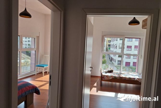 Shtepi me qera 2+1 ne Tirane - 549 Euro