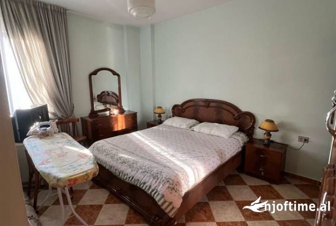 Shtepi me qera 2+1 ne Tirane - 600 Euro