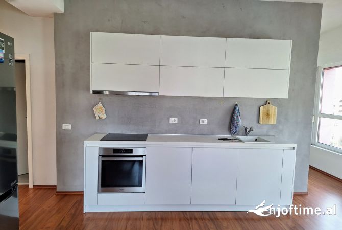 Shtepi me qera 2+1 ne Tirane - 550 Euro