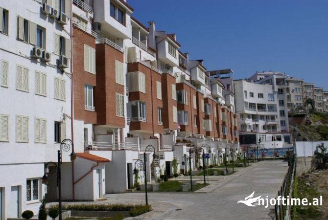 Shtepi ne shitje 2+1 ne Tirane - 370,000 Euro