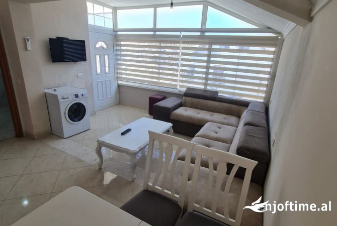 Shtepi me qera 2+1 ne Tirane - 450 Euro