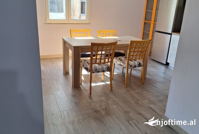 Shtepi ne shitje 2+1 ne Tirane - 210,000 Euro