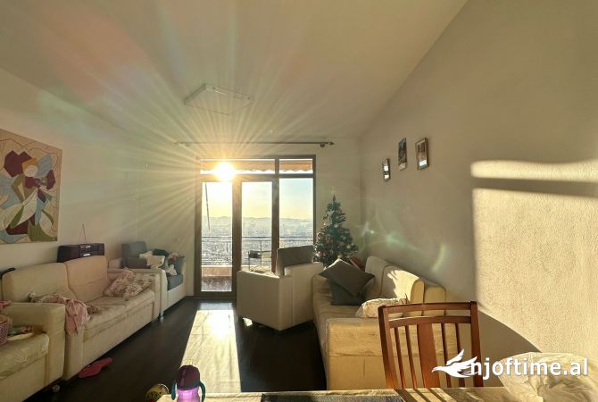 Shtepi me qera 2+1 ne Tirane - 450 Euro