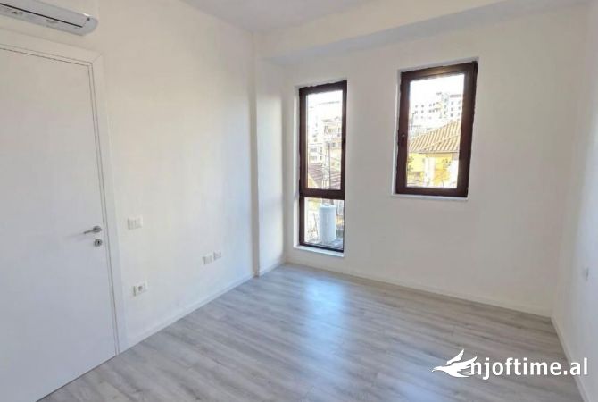 Ambient biznesi me qera 1+1 ne Tirane - 500 Euro