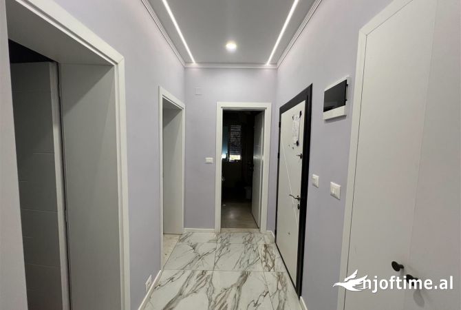 Shtepi me qera 3+1 ne Tirane - 1,000 Euro