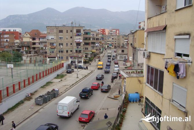 Shtepi me qera Garsoniere ne Tirane - 250 Euro