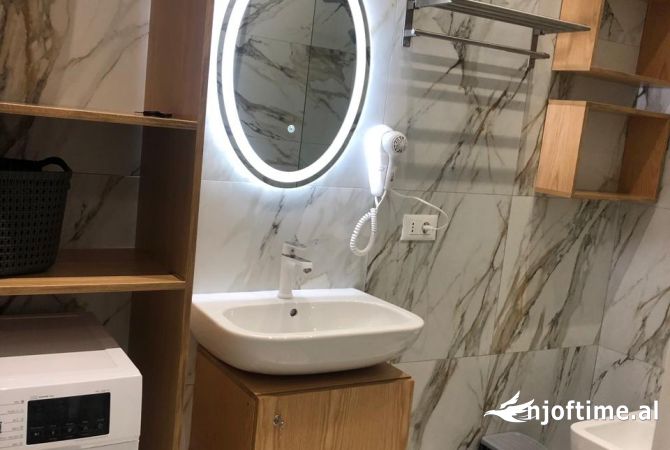 Shtepi me qera 1+1 ne Tirane - 1,100 Euro