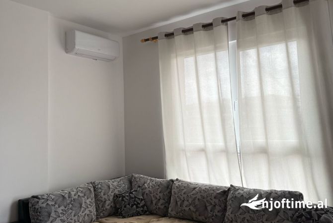 Shtepi me qera 1+1 ne Tirane - 450 Euro