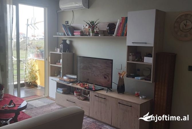 Shtepi me qera 1+1 ne Tirane - 449 Euro