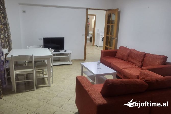 Shtepi me qera 2+1 ne Tirane - 600 Euro