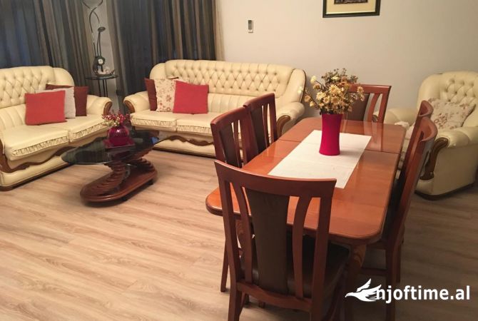 Shtepi me qera 1+1 ne Tirane - 530 Euro