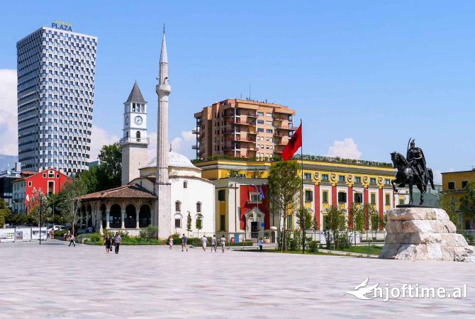 Ambient biznesi me qera 1+1 ne Tirane - 700 Euro