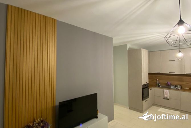 Shtepi me qera 2+1 ne Tirane - 600 Euro