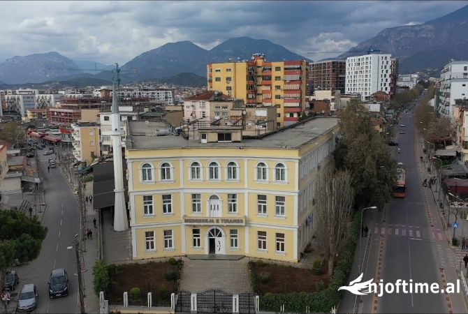 Shtepi me qera 2+1 ne Tirane - 400 Euro