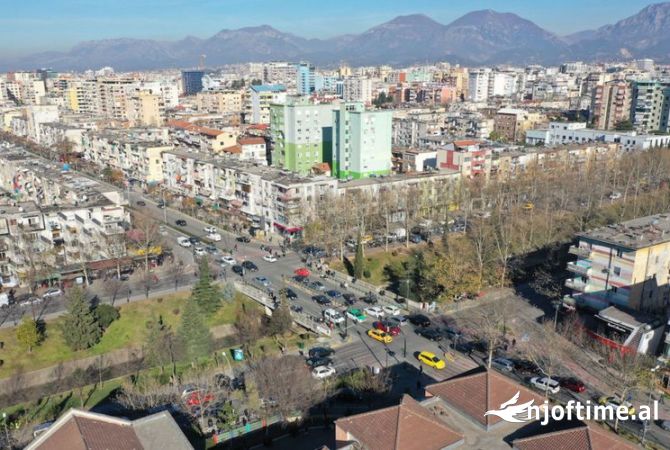 Ambient biznesi me qera 4+1 ne Tirane - 1,200 Euro