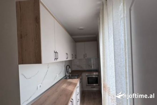 Shtepi me qera 2+1 ne Tirane - 499 Euro