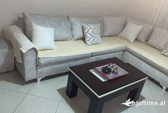 Shtepi me qera 1+1 ne Tirane - 450 Euro