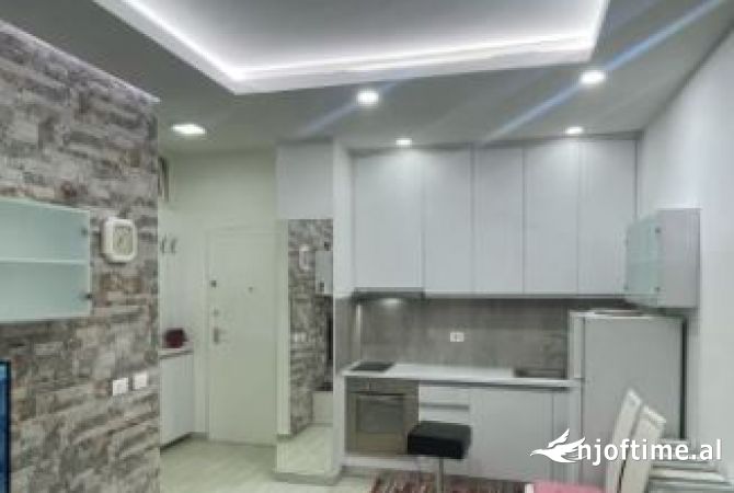 Shtepi me qera 1+1 ne Tirane - 650 Euro