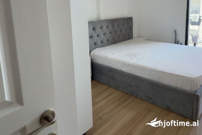 Shtepi me qera 1+1 ne Tirane - 429 Euro