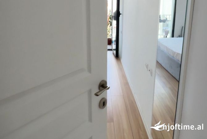 Shtepi me qera Apartament ne Tirane, 1+1, Mobilimi E mobiluar, Pagesa 429  Euro.