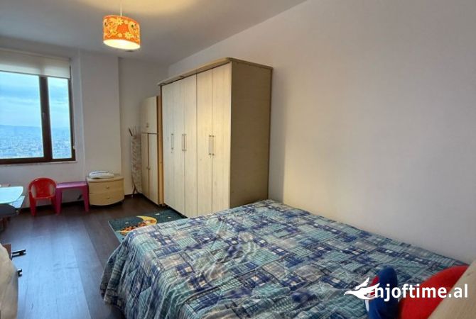 Shtepi me qera 2+1 ne Tirane - 420 Euro