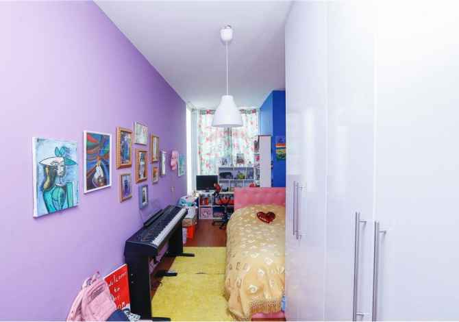 Shtepi ne shitje  ne Tirane, 2+1, Mobilimi E mobiluar, Pagesa 65,000  Euro.