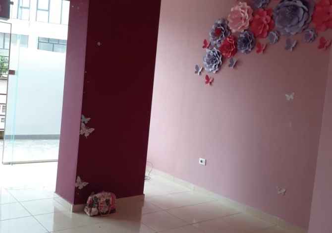 Ambient biznesi me qera ne Tirane - 20,000 Leke