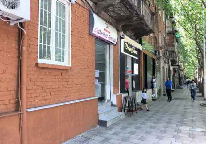 Ambient biznesi me qera ne Tirane - 280 Euro