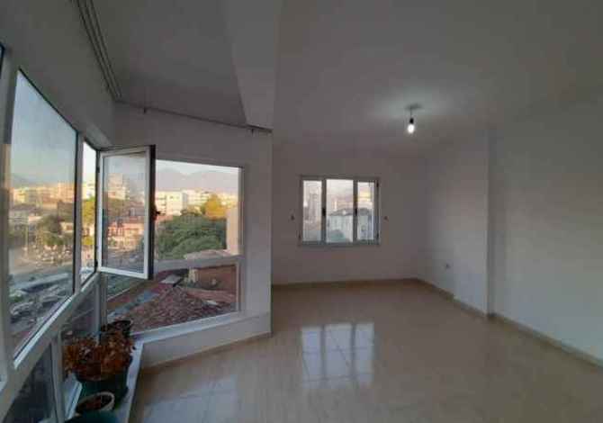 Ambient biznesi me qera ne Tirane - 400 Euro