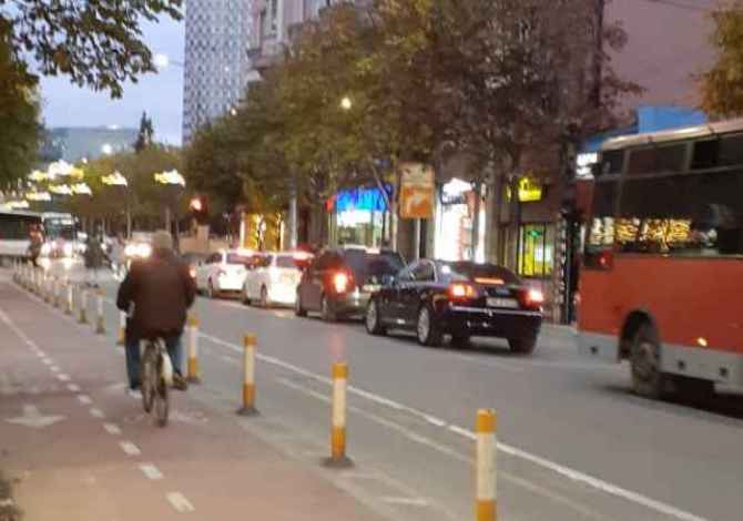 Ambient biznesi ne shitje ne Tirane - 160,000 Euro