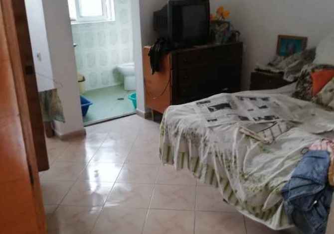 Ambiente Commerciale in Vendita a Lushnja - 65,000 Euro