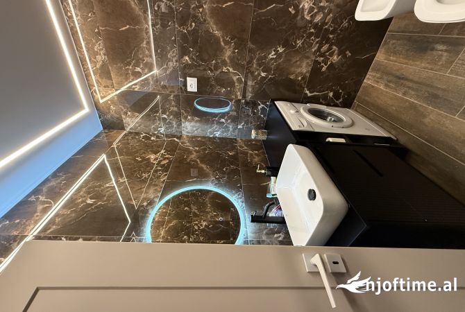 Shtepi ne shitje Apartament ne Durres, 1+1, Mobilimi E mobiluar, Pagesa 136,000  Euro.