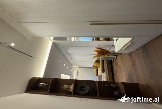 Shtepi ne shitje Apartament ne Durres, 1+1, Mobilimi E mobiluar, Pagesa 136,000  Euro.