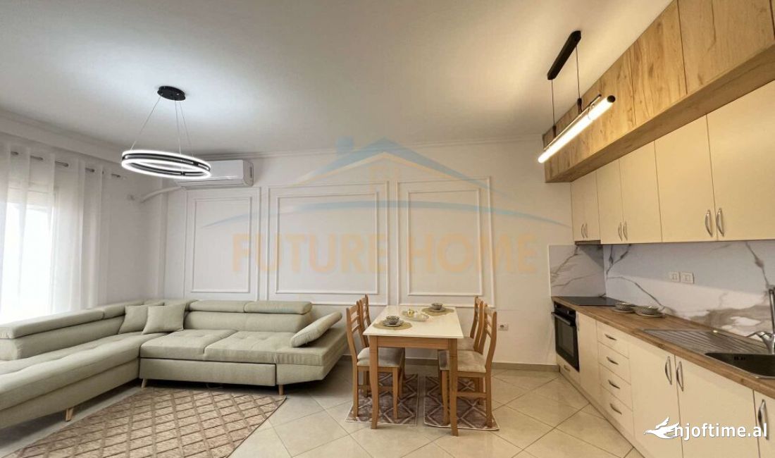 Shtepi ne shitje Apartament ne Tirane, 2+1, Mobilimi E mobiluar, Pagesa 143,000  Euro.