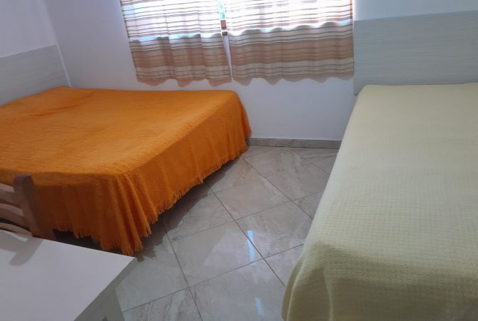 Shtepi me qera 1+1 ne Tirane - 30,000 Leke