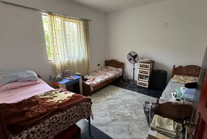 Shtepi me qera 1+1 ne Tirane - 20,000 Leke