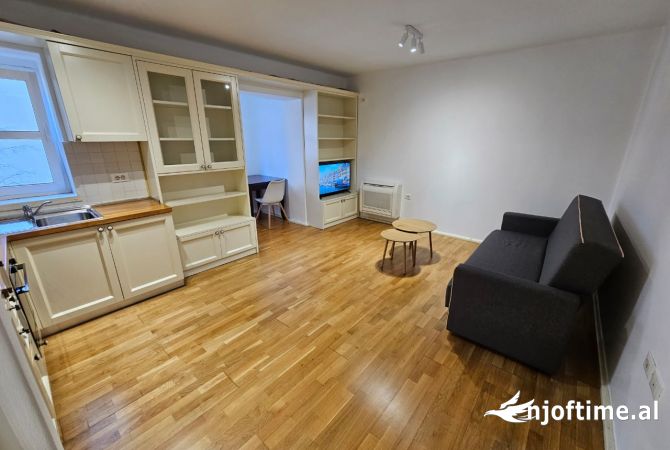 Shtepi me qera 1+1 ne Tirane - 450 Euro