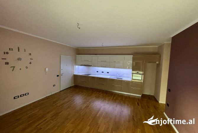 Shtepi ne shitje 1+1 ne Tirane - 128,000 Euro
