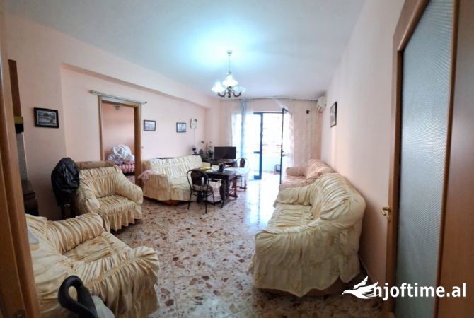Shtepi ne shitje 1+1 ne Tirane - 135,000 Euro
