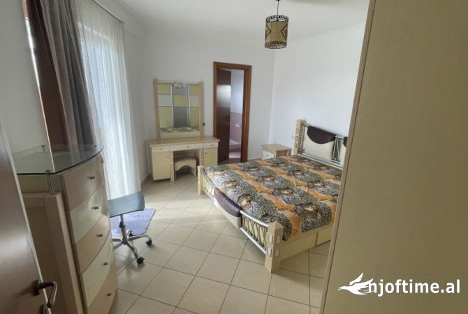 Shtepi me qera 2+1 ne Tirane - 500 Euro