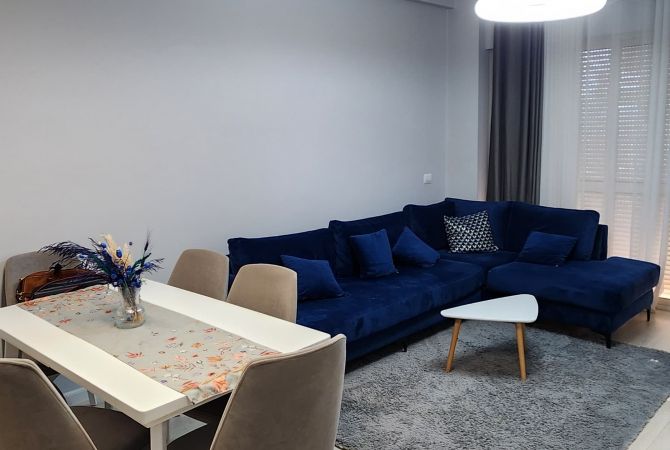 Shtepi me qera 2+1 ne Tirane - 700 Euro