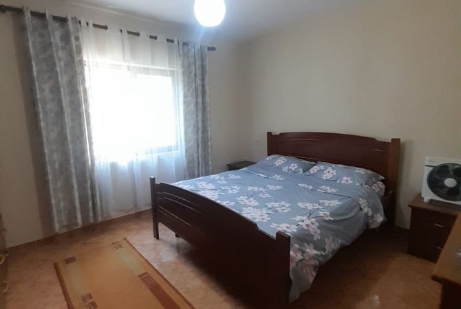 Shtepi me qera 1+1 ne Tirane - 400 Euro