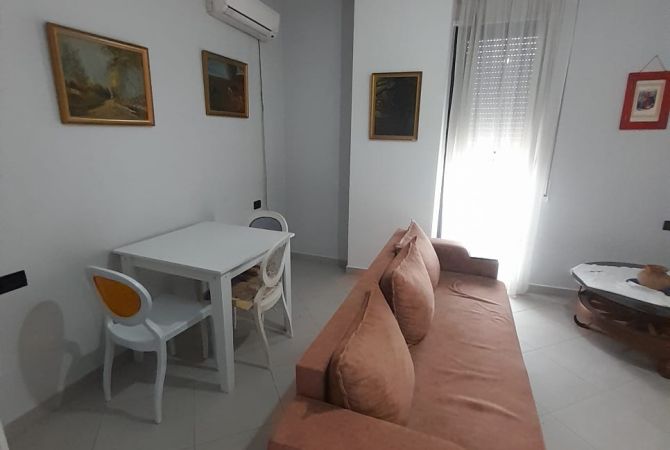 Shtepi me qera 1+1 ne Tirane - 450 Euro