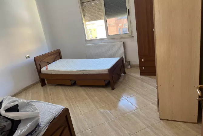 Shtepi me qera 1+1 ne Tirane - 350 Euro